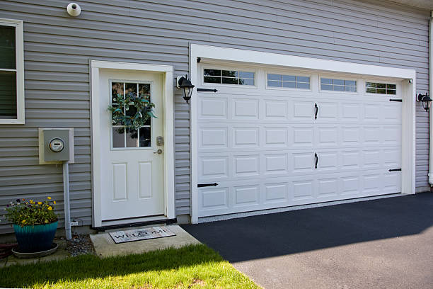 24/7 Emergency Garage Door Panel Replacement experts in Santa Ynez, CA